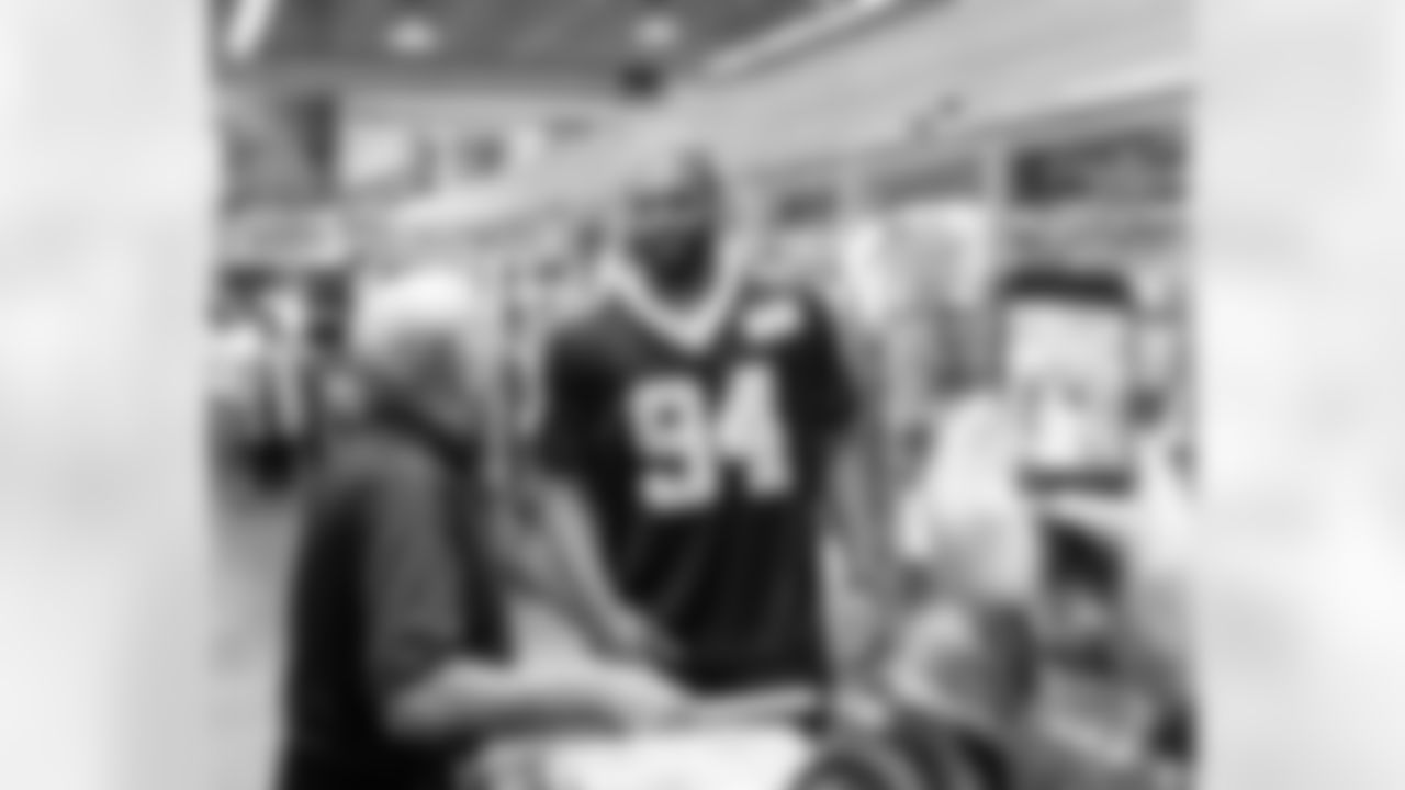 New Orleans Saints defensive end Cameron Jordan teamed up with Southern Quality Ford to provide random acts of kindness throughout the city on December 22, 2025. Jordan shared Rouses Markets gift cards with holiday shoppers, filled tanks for local fans at Chevron gas stations, and treated customers to oil changes at Southern Quality Ford.