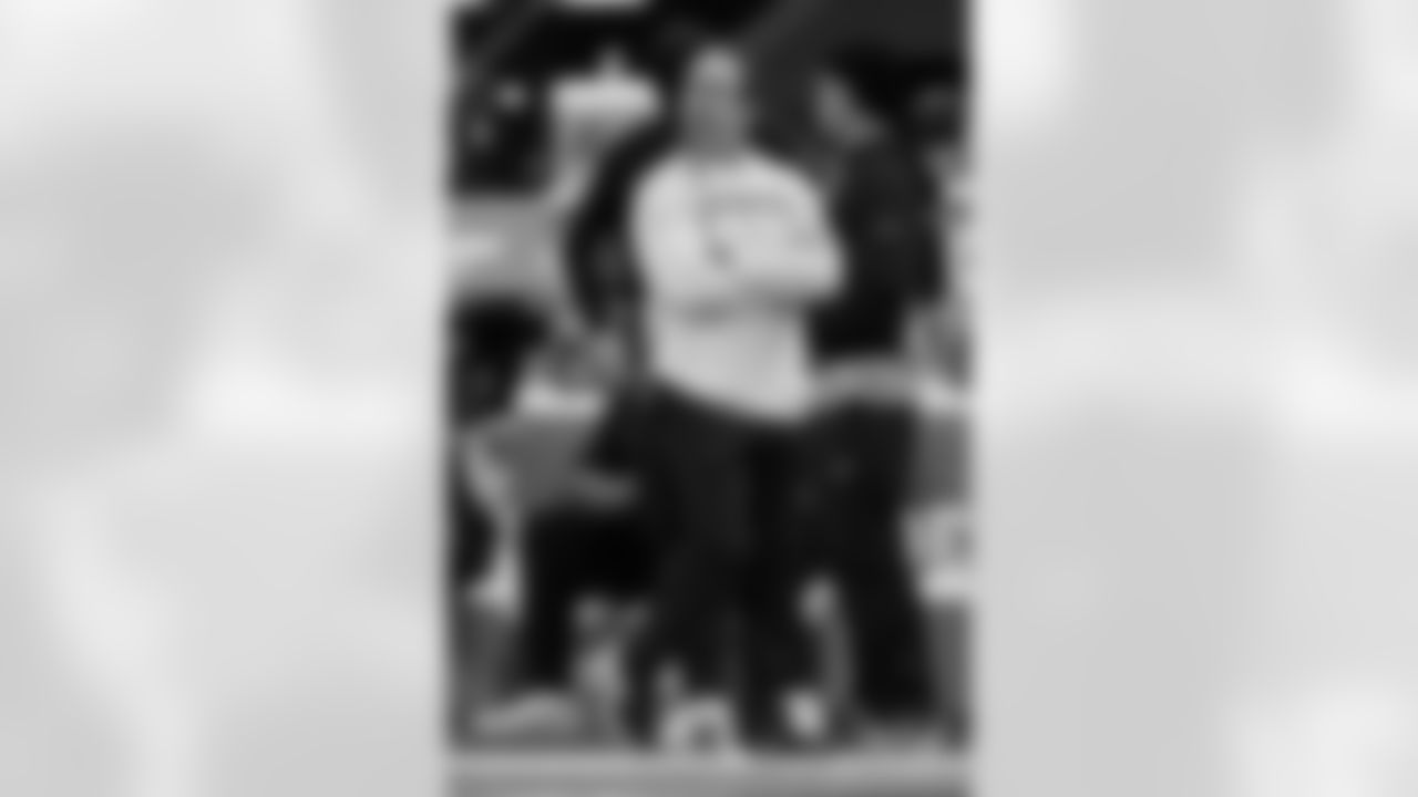 Check out the game action photos from the New Orleans Saints game against the Atlanta Falcons for Week 18 of the 2025 NFL season on Jan. 4, 2026 at Mercedes-Benz Stadium.