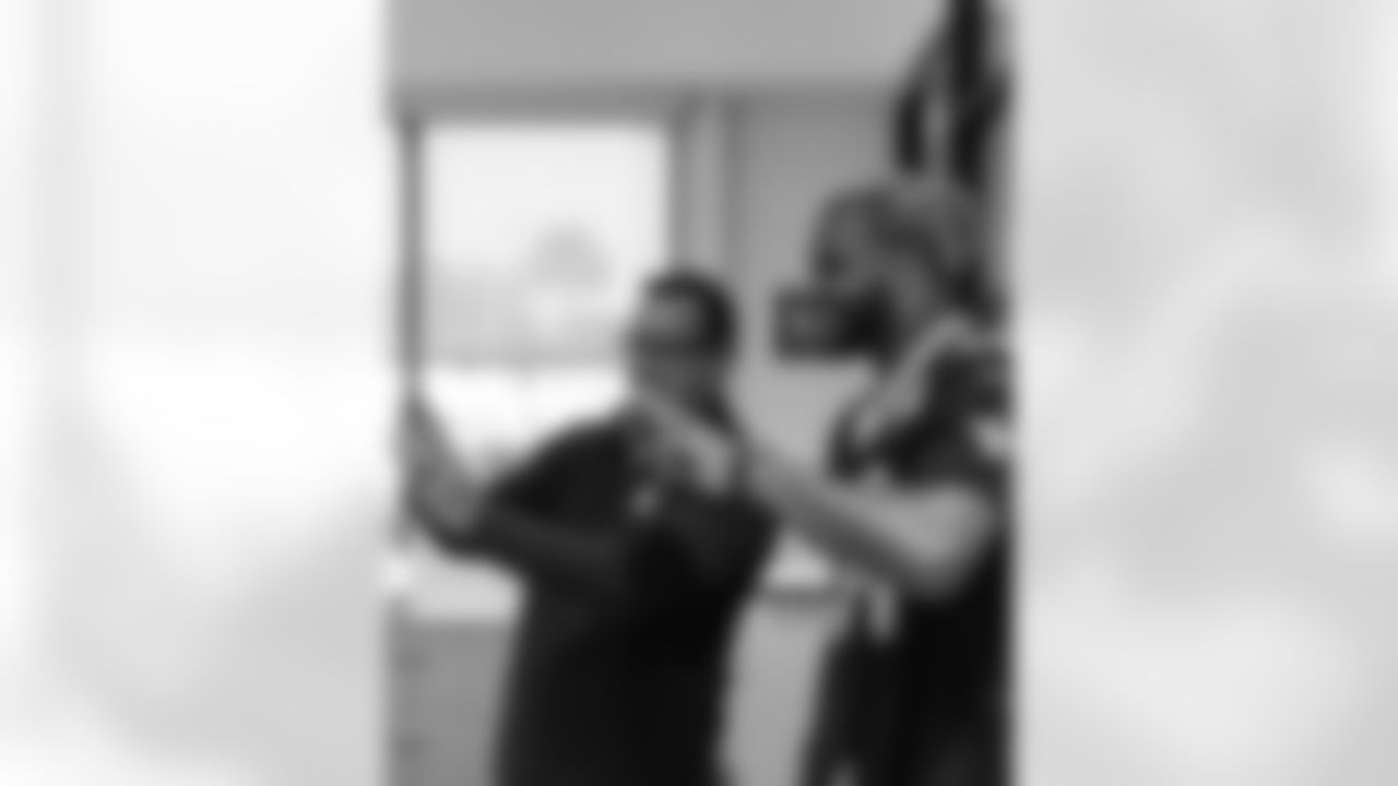 New Orleans Saints defensive end Cameron Jordan teamed up with Southern Quality Ford to provide random acts of kindness throughout the city on December 22, 2025. Jordan shared Rouses Markets gift cards with holiday shoppers, filled tanks for local fans at Chevron gas stations, and treated customers to oil changes at Southern Quality Ford.