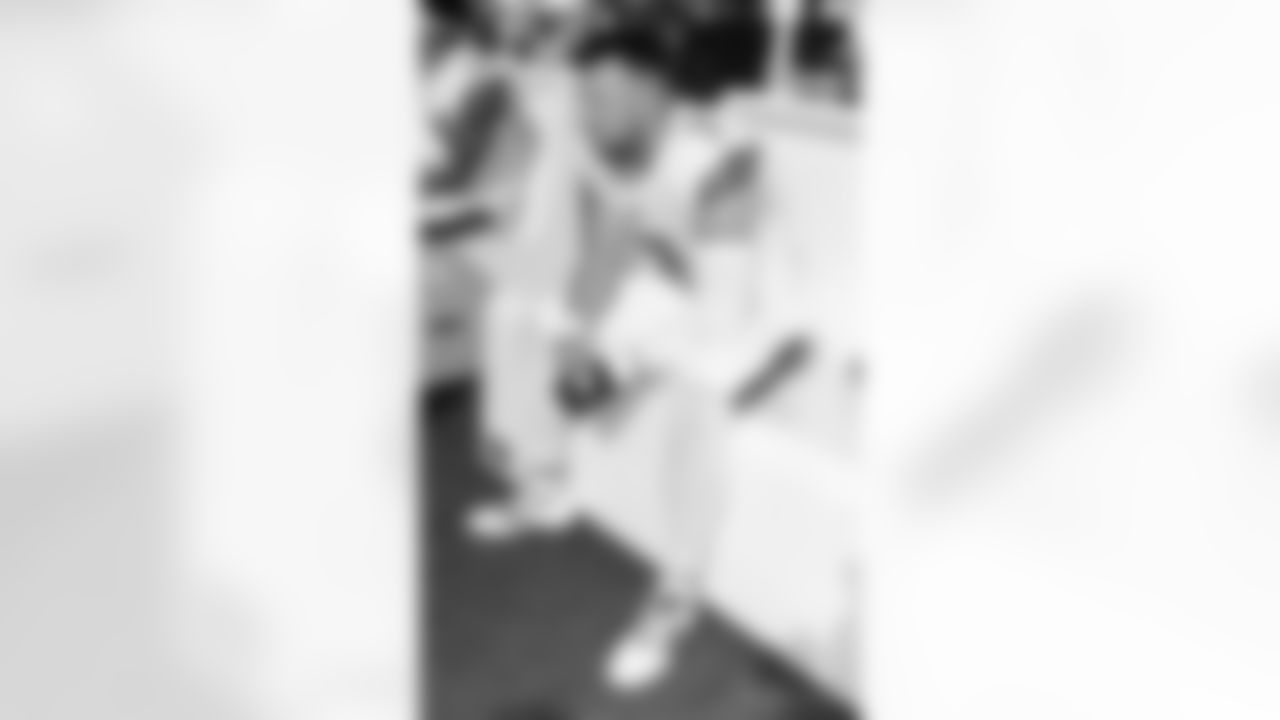 Check out the pregame photos from the New Orleans Saints game against the Carolina Panthers for Week 10 of the 2025 NFL season on Nov. 9, 2025 at Bank of America Stadium.