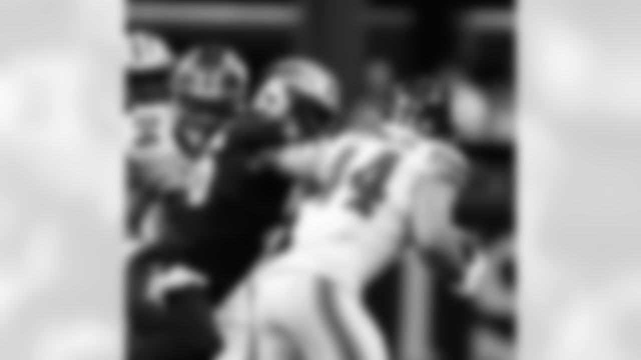 Check out the game action photos from the New Orleans Saints game against the New York Giants for Week 5 of the 2025 NFL season on Oct. 5, 2025 at Caesars Superdome.