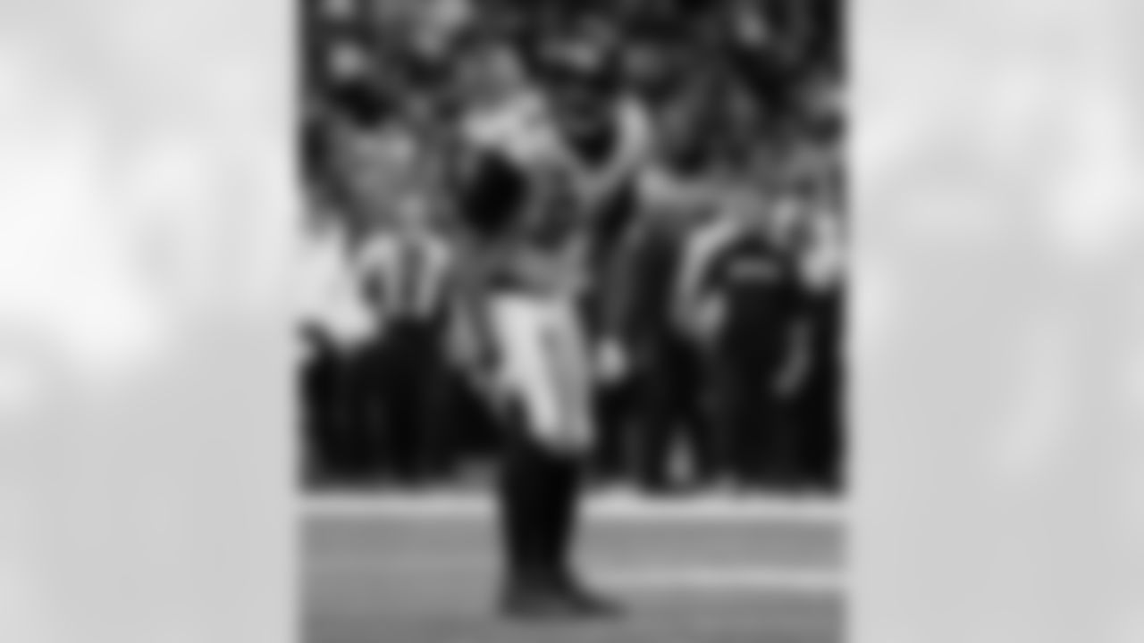 Check out the game action photos from the New Orleans Saints game against the New York Jets for Week 16 of the 2025 NFL season on Dec. 21, 2025 at the Caesars Superdome.