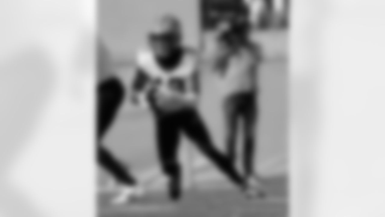 Check out the game action photos from the New Orleans Saints game against the Tennessee Titans for Week 17 of the 2025 NFL season on Dec. 28, 2025 at Nissan Stadium.