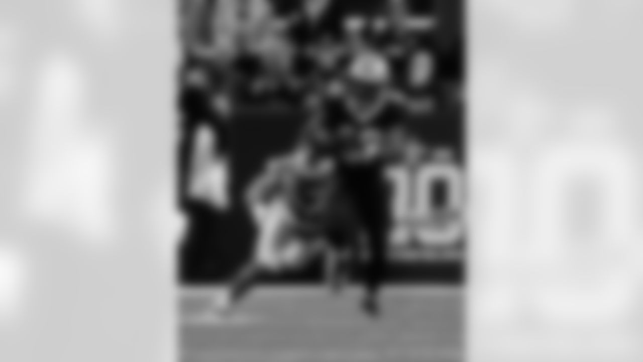 Check out the game action photos from the New Orleans Saints game against the Carolina Panthers for Week 15 of the 2025 NFL season on Dec. 14, 2025 at the Caesars Superdome.