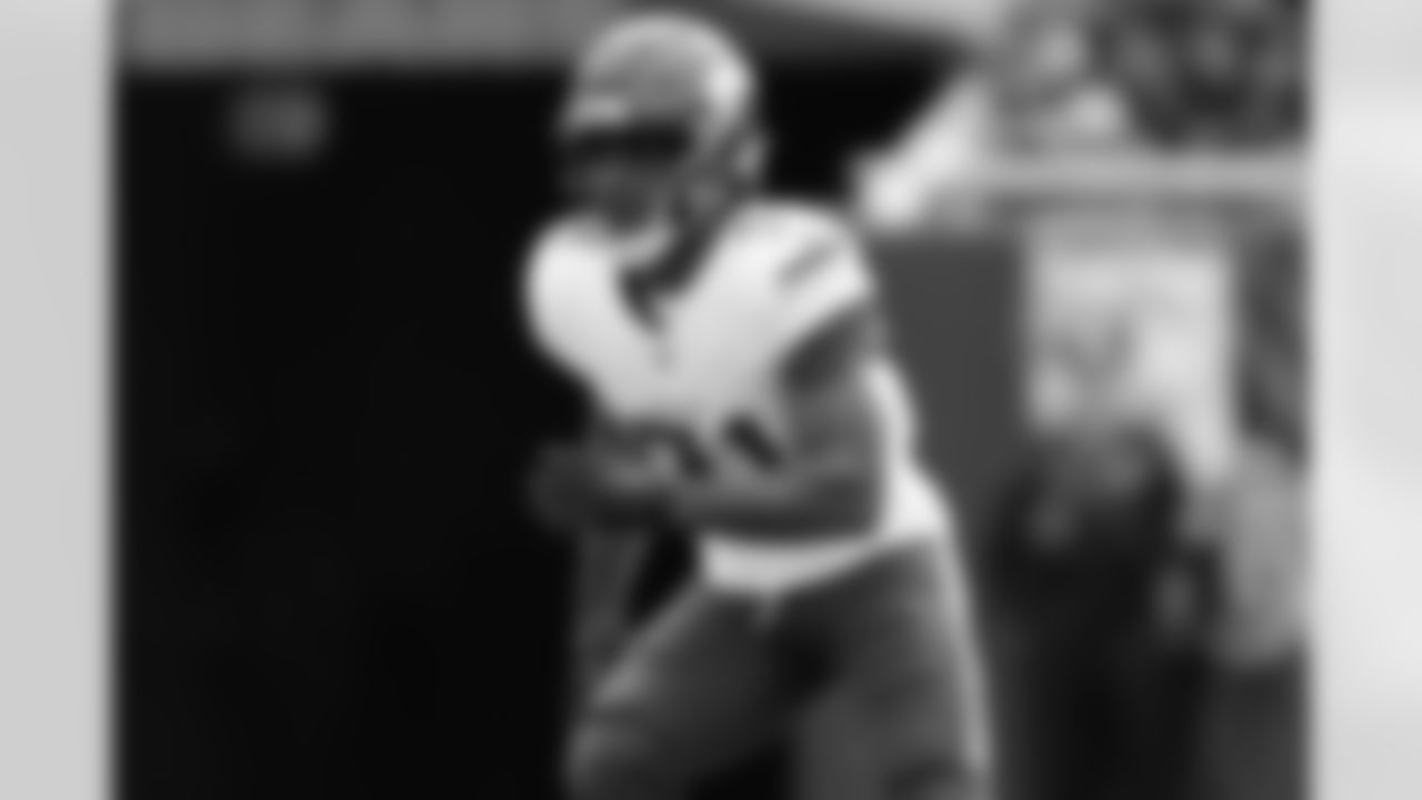 Minnesota Vikings running back Cam Akers (31) runs on the field during the second half of an NFL football game against the Chicago Bears, Sunday, Oct. 15, 2023, in Chicago.