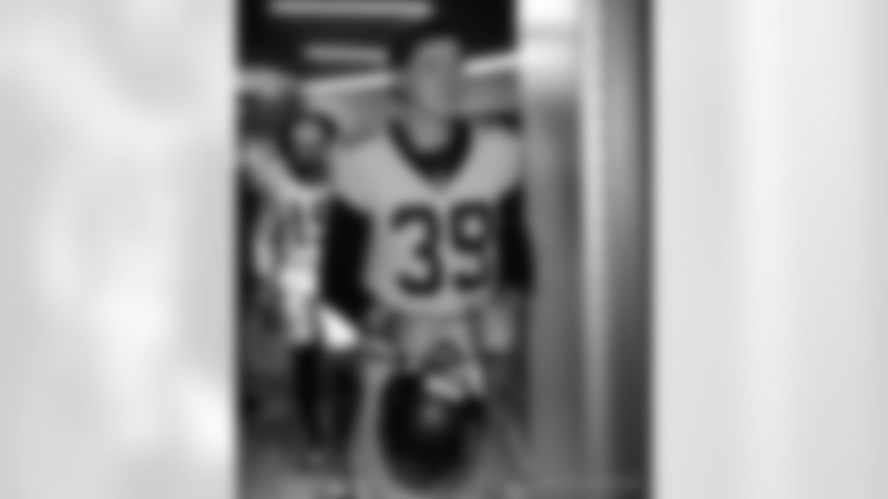 Head inside the New Orleans Saints locker room postgame after the Saints' win against the New York Jets in Week 16 of the 2025 NFL season presented by Bud Light.