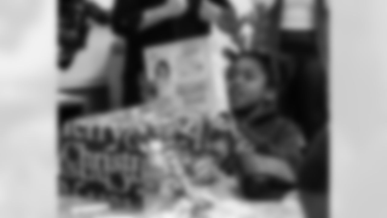 New Orleans Saints owner and Pelicans governor Gayle Benson showed her generosity around the Gulf South in December with several 2025 Month of Giving holiday visits with local organizations and families.