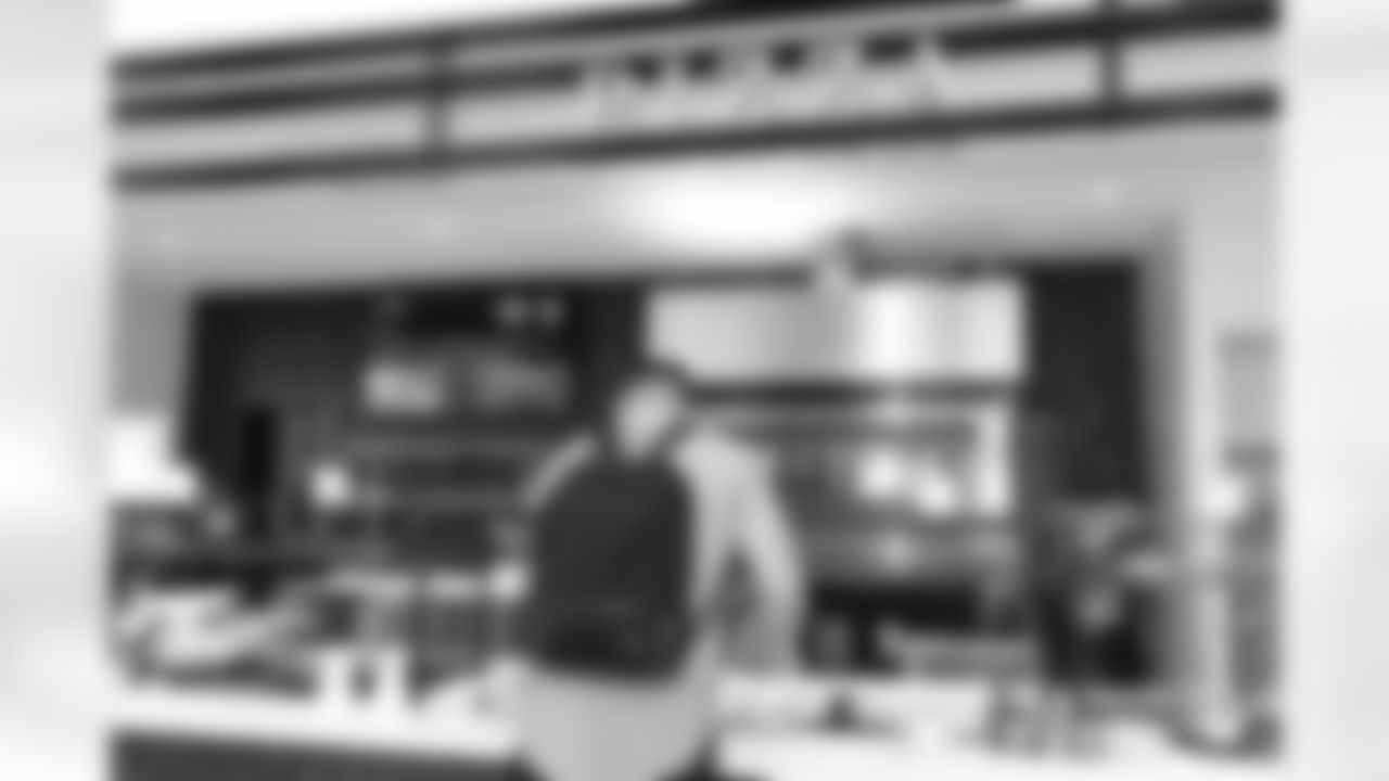 gallery-cafeteria-reopening-11-26-24-01