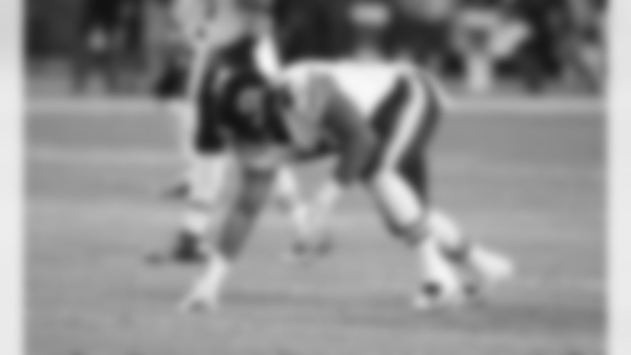 Chicago Bears defensive end Jonathan Bullard (90) lines up in a three-point stance during an NFL preseason game against the Arizona Cardinals, August 19, 2017 in Glendale, Ariz. The Bears defeated the Cardinals 24-23.