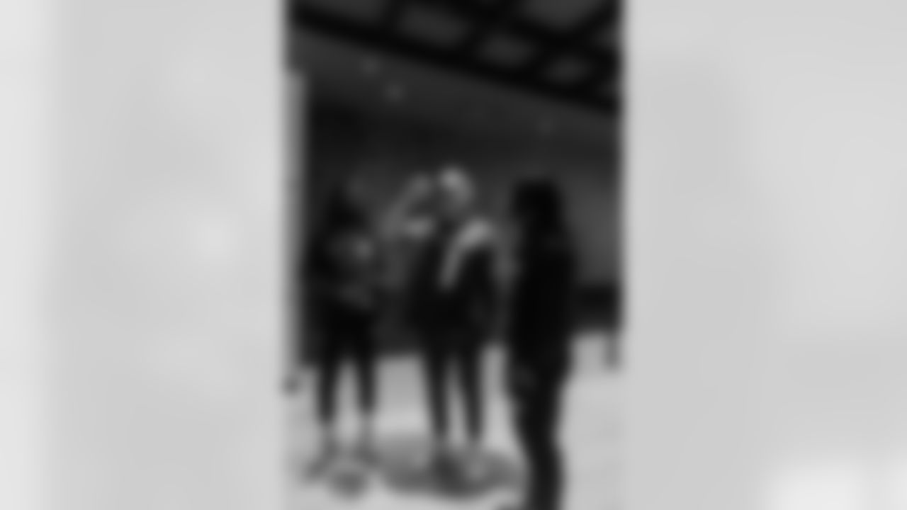 New Orleans Saints head coach Kellen Moore and Saints players welcomed the Paris Musketeers to the Ochsner Sports Performance Center on Saturday, November 22, 2025.