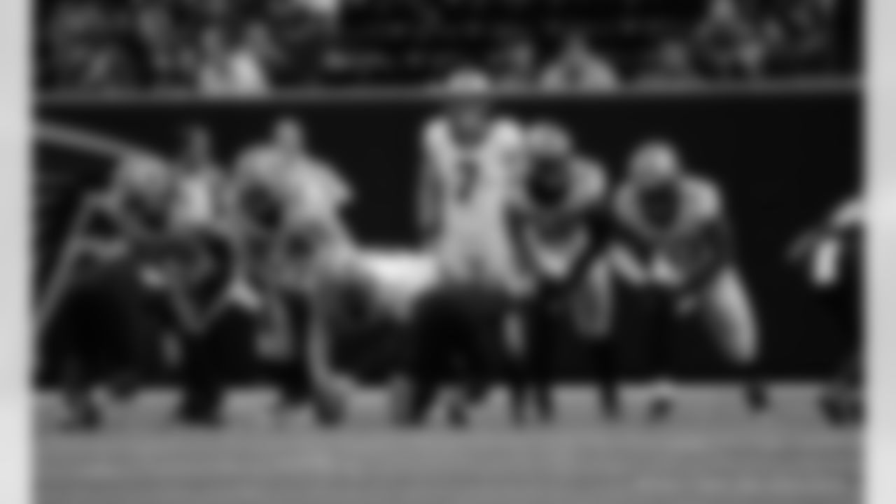 Check out the game action photos from the New Orleans Saints game against the Atlanta Falcons for Week 18 of the 2025 NFL season on Jan. 4, 2026 at Mercedes-Benz Stadium.