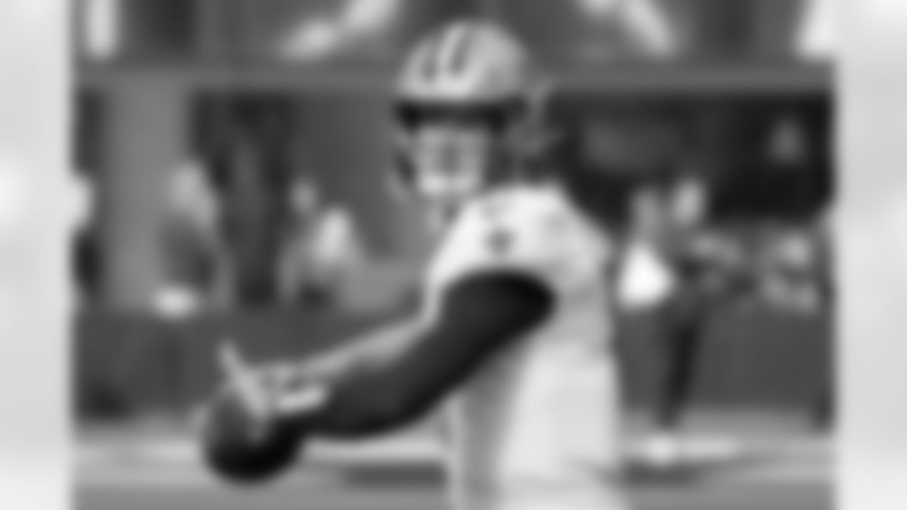 Check out the pregame photos from the New Orleans Saints game against the Los Angeles Rams for Week 9 of the 2025 NFL season on Nov. 2, 2025 at SoFi Stadium.