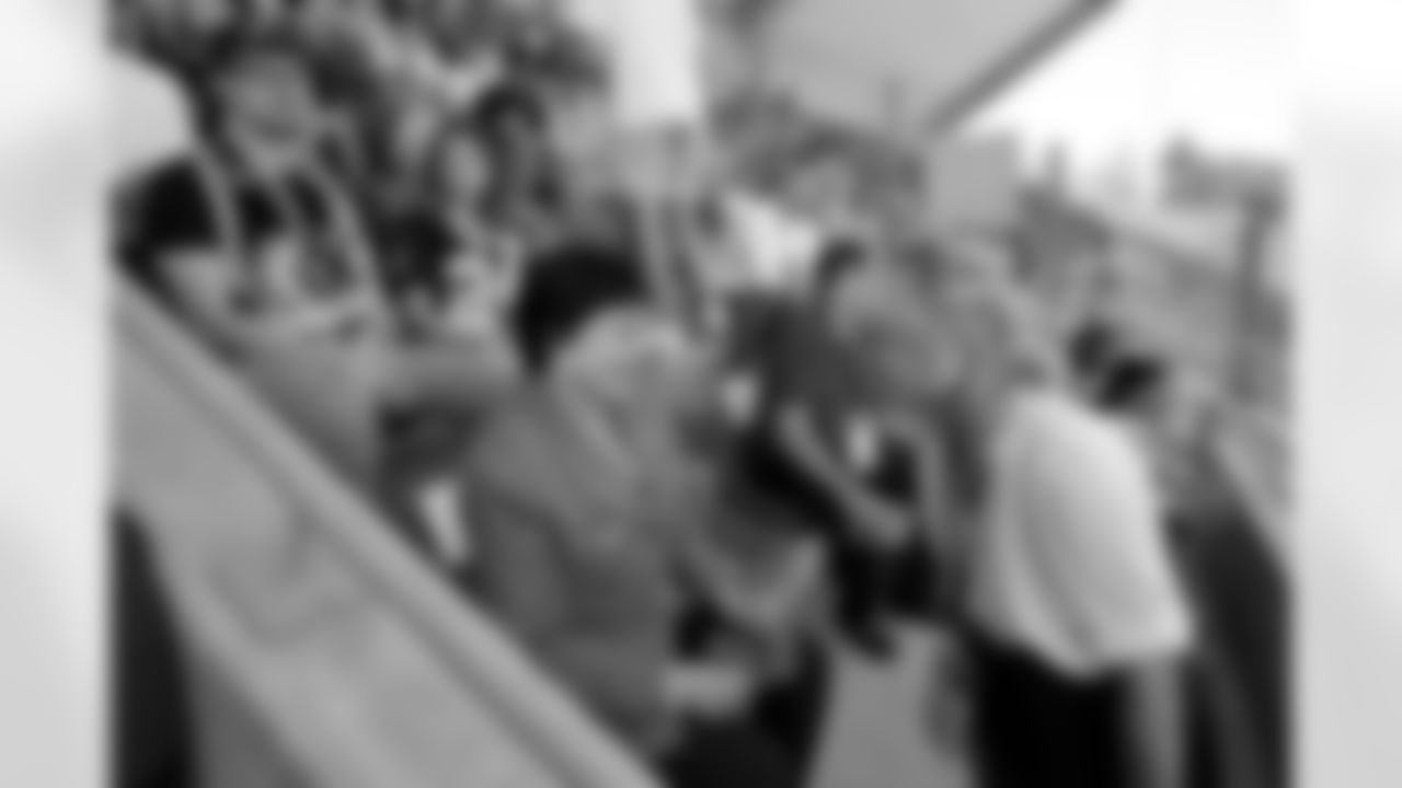 New Orleans Saints owner Gayle Benson and linebacker Demario Davis joined fans at the Paris Musketeers game in Paris, France on Sunday, July 13, 2025.