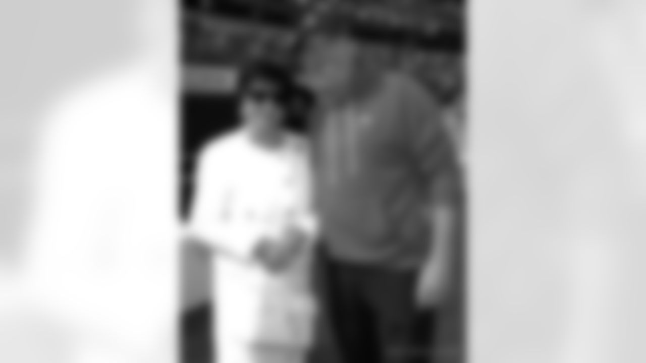 Check out the pregame photos from the New Orleans Saints game against the Los Angeles Rams for Week 9 of the 2025 NFL season on Nov. 2, 2025 at SoFi Stadium.