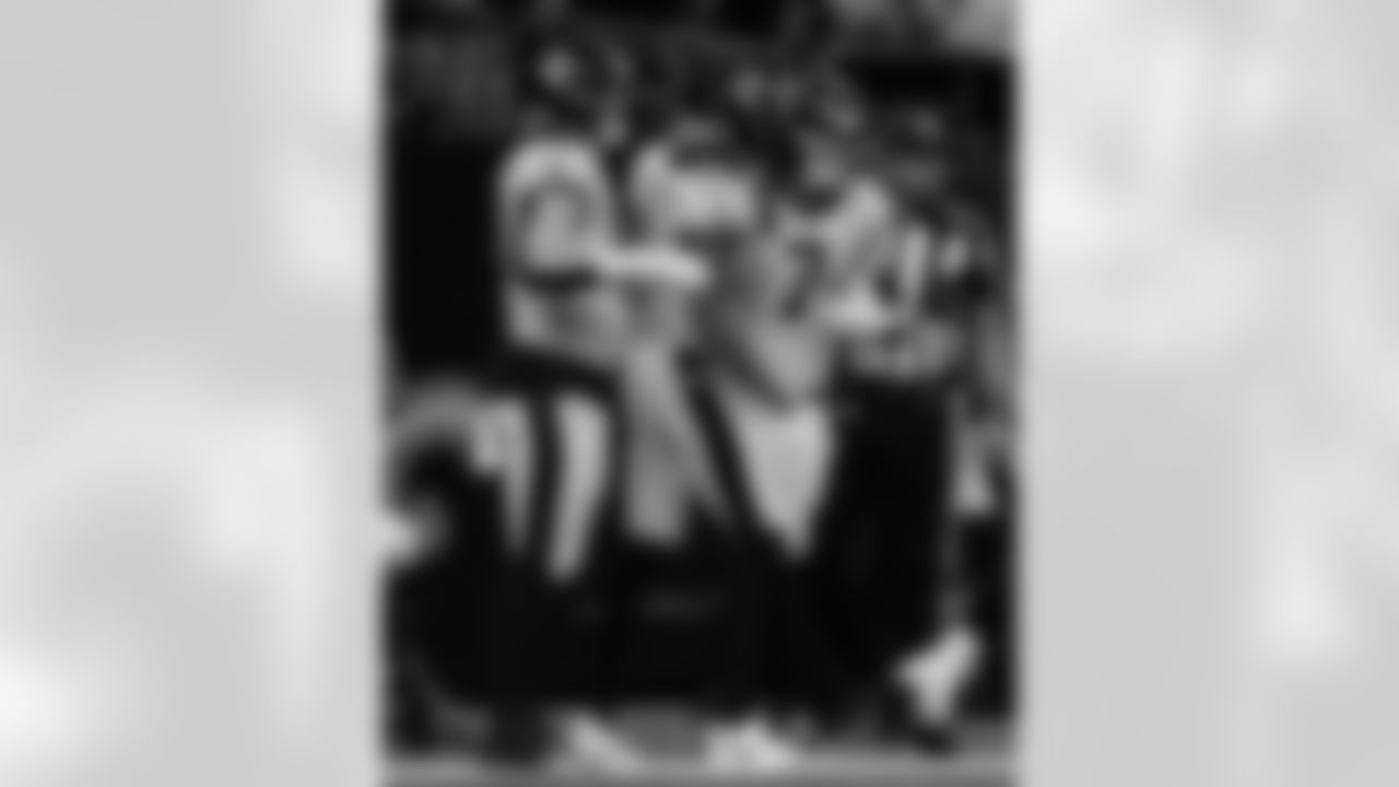 Check out the game action photos from the New Orleans Saints game against the New York Jets for Week 16 of the 2025 NFL season on Dec. 21, 2025 at the Caesars Superdome.