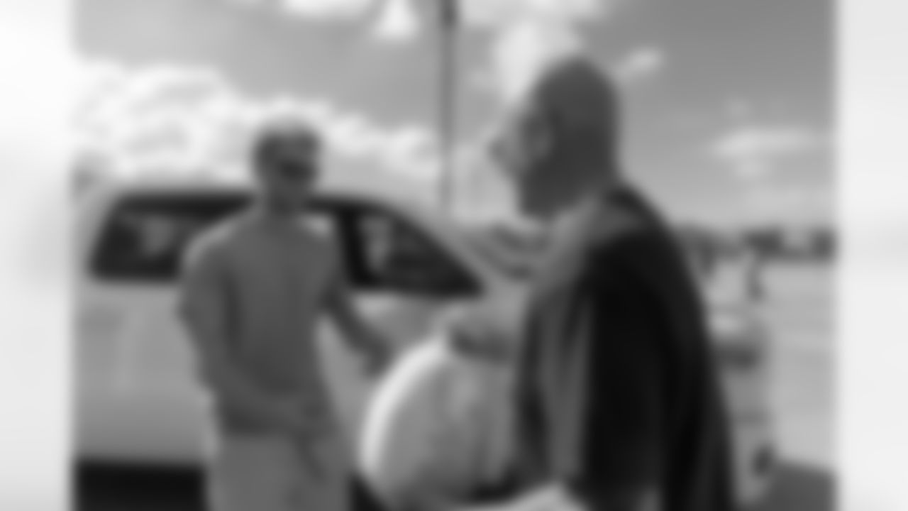 The New Orleans Saints Cheer Krewe and Gumbo joined Sysco New Orleans to distribute meals at their annual Thanksgiving food drive on Sunday, Nov. 16, 2025.