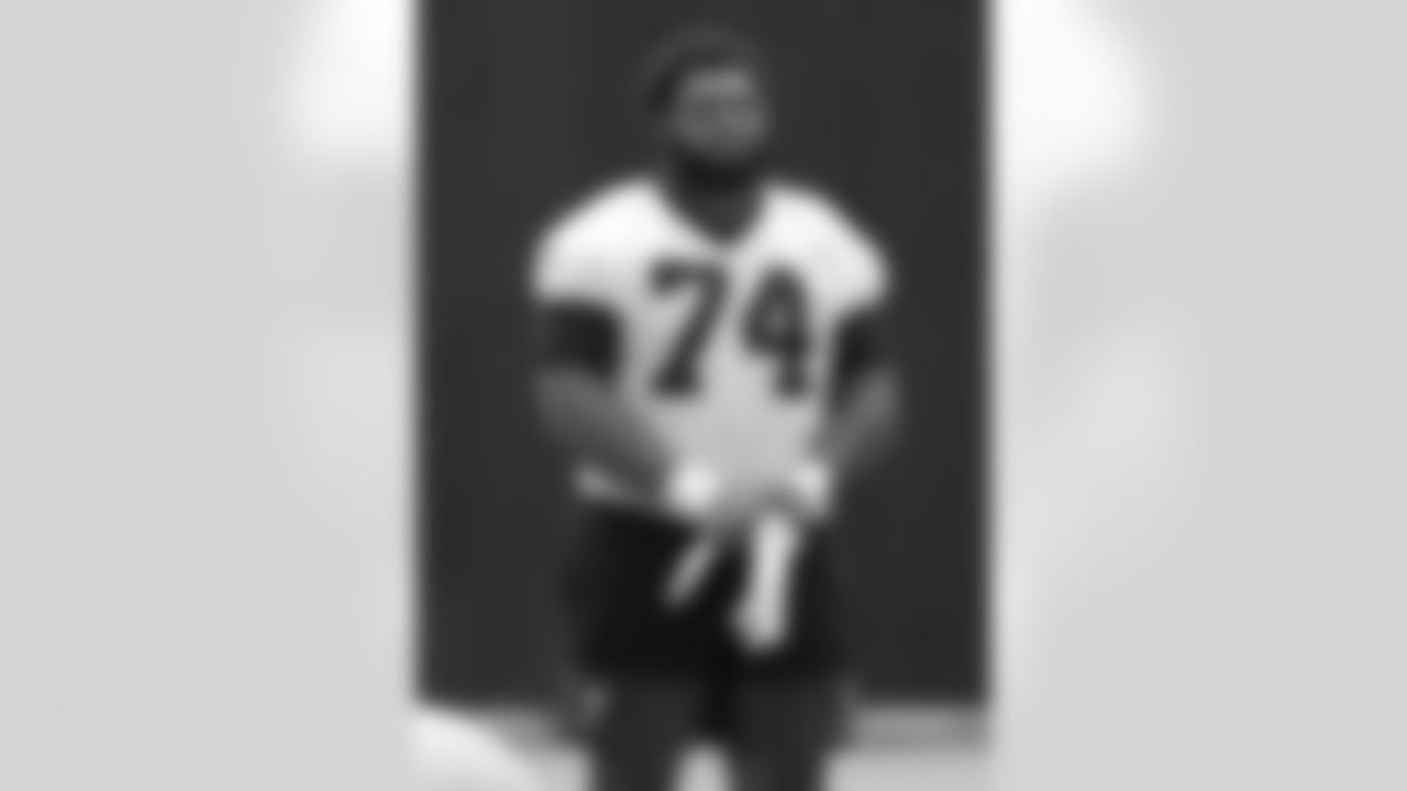 New Orleans Saints players participate in Day 1 of 2025 Saints Minicamp at the Ochsner Sports Performance Center on Tuesday, June 10, 2025.