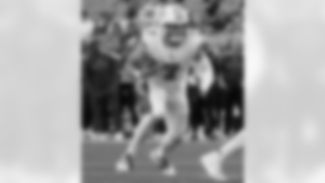 Check out the game action photos from the New Orleans Saints game against the Carolina Panthers for Week 10 of the 2025 NFL season on Nov. 9, 2025 at Bank of America Stadium.