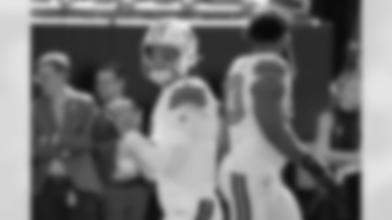 Check out the pregame photos from the New Orleans Saints game against the Carolina Panthers for Week 10 of the 2025 NFL season on Nov. 9, 2025 at Bank of America Stadium.