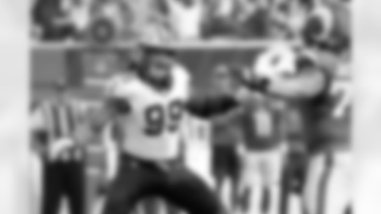 Check out the game action photos from the New Orleans Saints game against the Los Angeles Rams for Week 9 of the 2025 NFL season on Nov. 2, 2025 at SoFi Stadium.