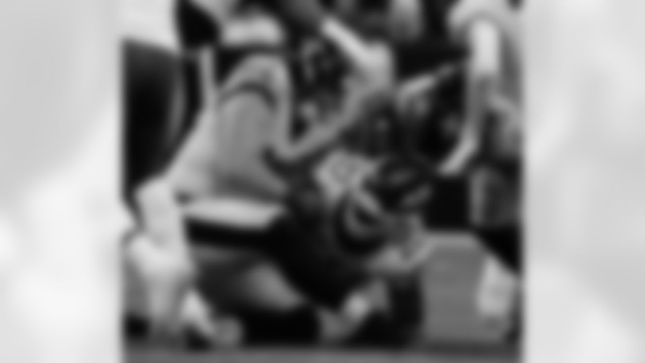 Check out the game action photos from the New Orleans Saints game against the New York Jets for Week 16 of the 2025 NFL season on Dec. 21, 2025 at the Caesars Superdome.