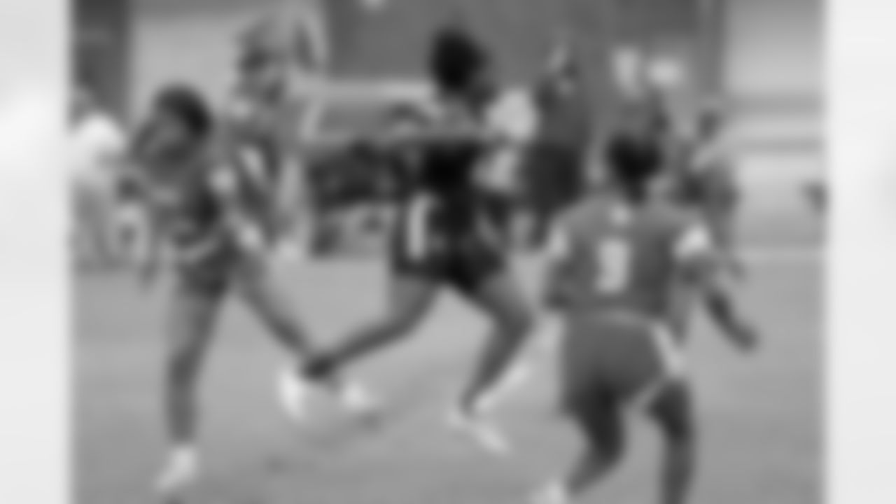Check out the best action shots from the championship weekend as Mississippi Flag Football teams competed on Saturday, May 10 as part of the 2025 Saints Girls High School Flag Football season.