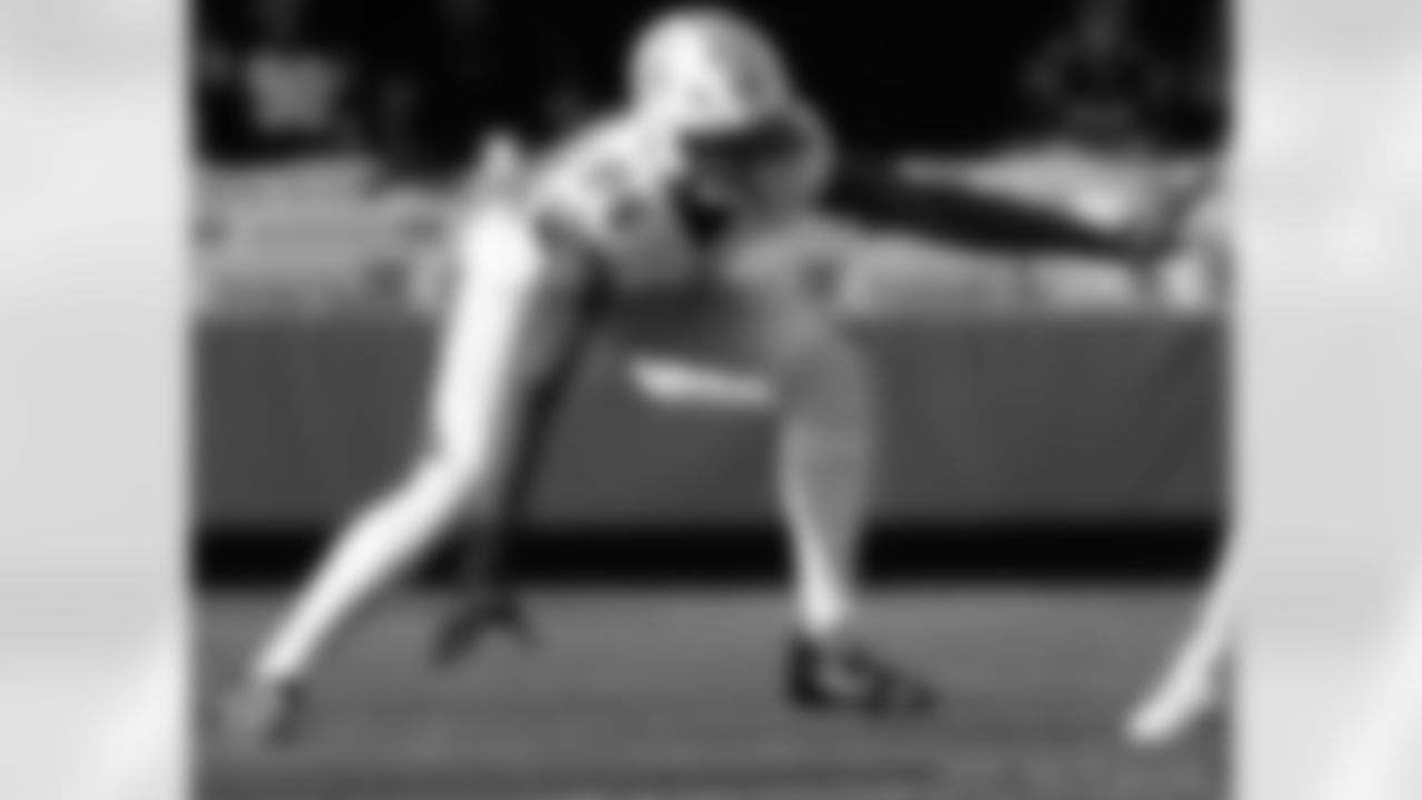 Check out the game action photos from the New Orleans Saints game against the Carolina Panthers for Week 10 of the 2025 NFL season on Nov. 9, 2025 at Bank of America Stadium.