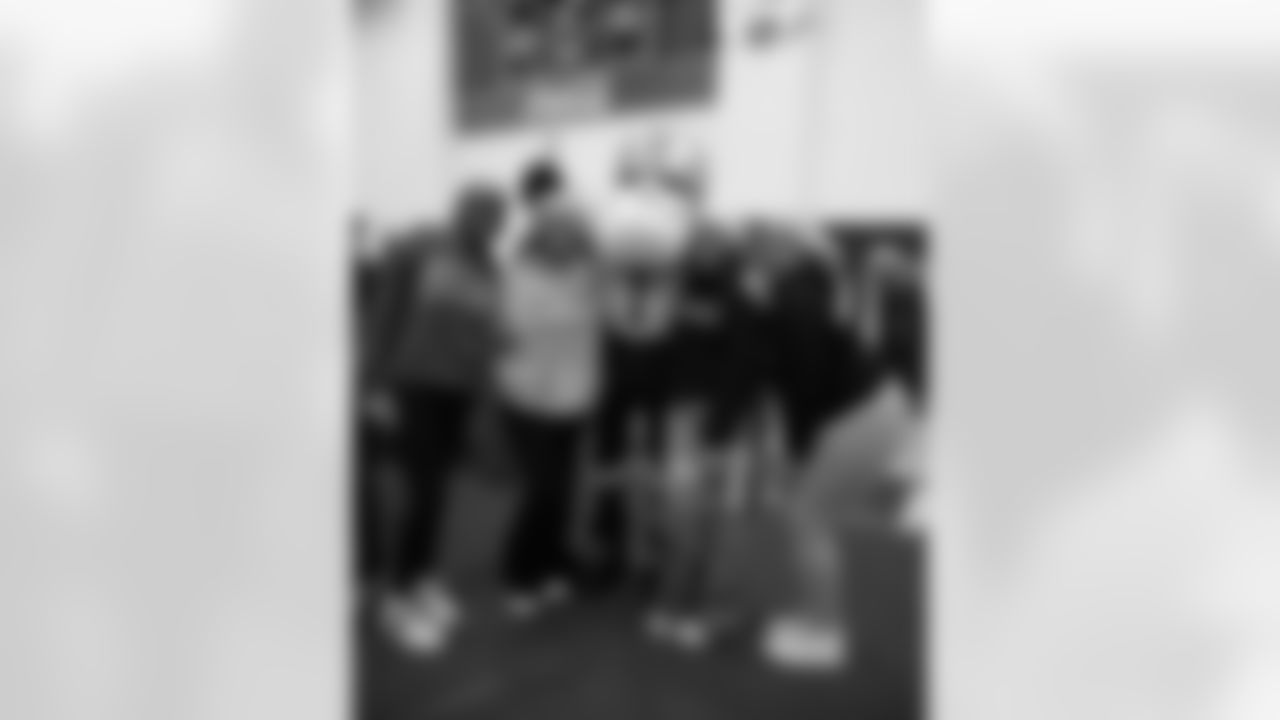 New Orleans Saints legend Devery Henderson joined LA Blue for a meal packing event for the local community, honoring the legacy of Martin Luther King Jr., on January 19, 2026.