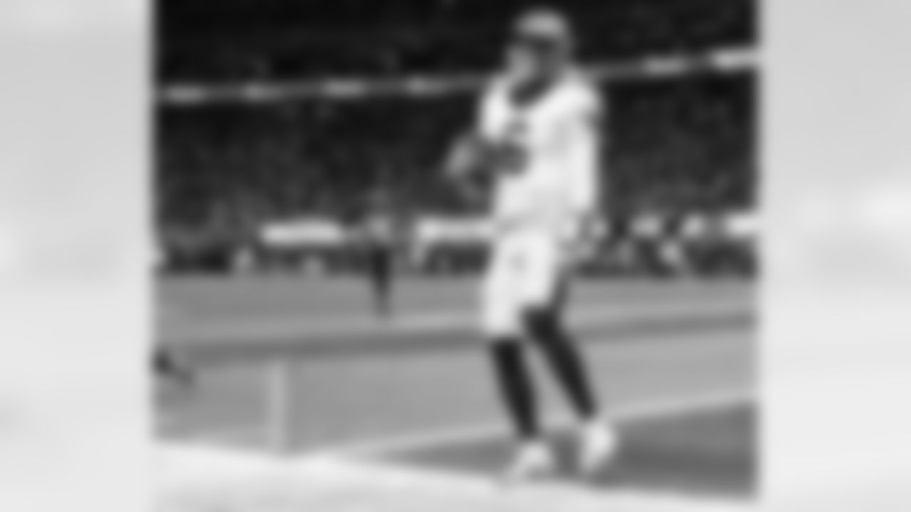 Check out the game action photos from the New Orleans Saints game against the Atlanta Falcons for Week 18 of the 2025 NFL season on Jan. 4, 2026 at Mercedes-Benz Stadium.