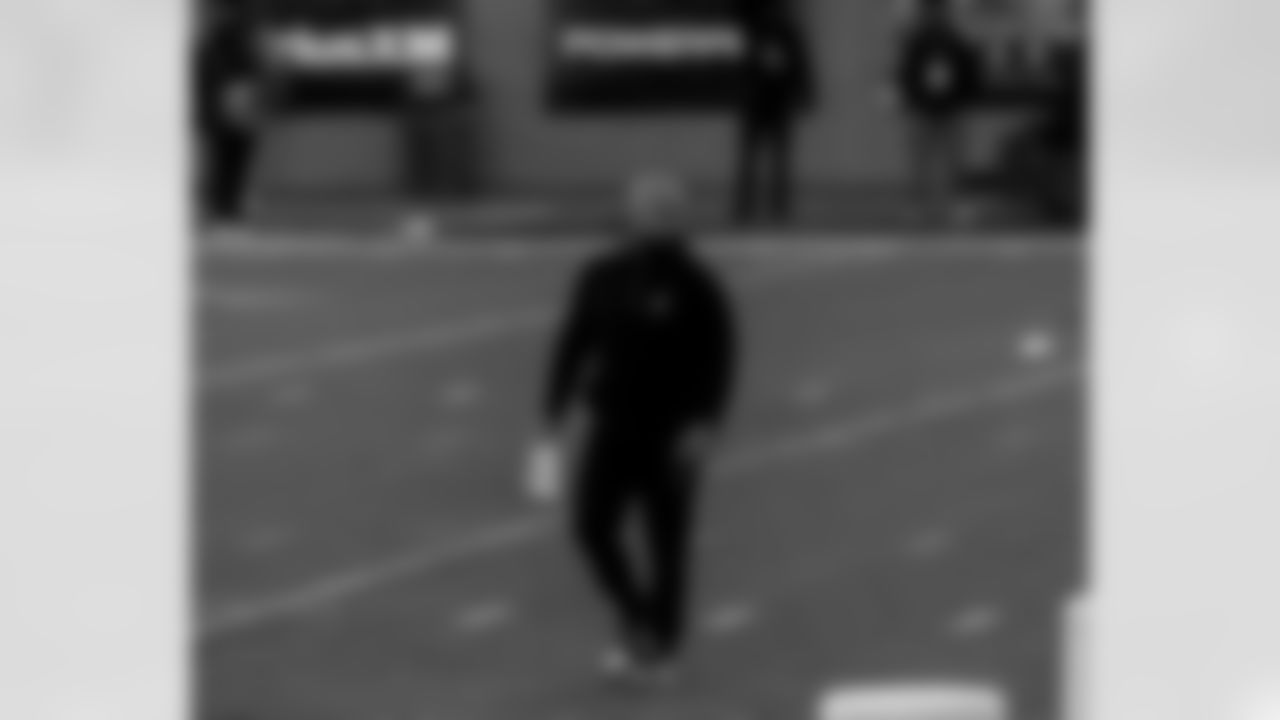 Check out photos from Day 1 of practices at the 2026 Panini Senior Bowl in Mobile, Ala. on Tuesday, Jan. 27, featuring top NFL Draft prospects and Saints personnel including Associate Head Coach and Running Backs Coach Joel Thomas, Quarterbacks Coach Scott Tolzien, Assistant Special Teams Coach Kyle Wilber, Assistant Defensive Backs Coach Robert Blanton, and Assistant to the Head Coach Mike Martinez working with players.