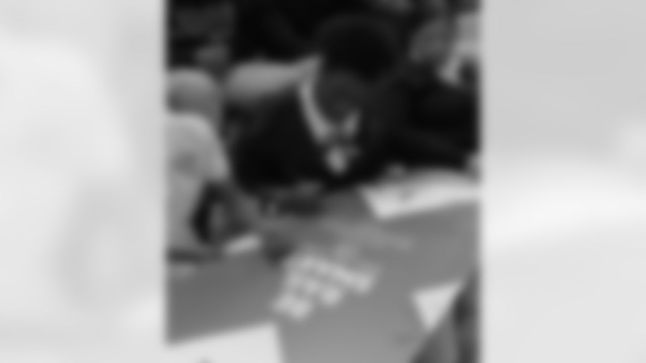 New Orleans Saints legend Daryl Terrell joined Canadian National to host a rail safety training for local students at George Washington Carver High School on Thursday, September 18, 2025.