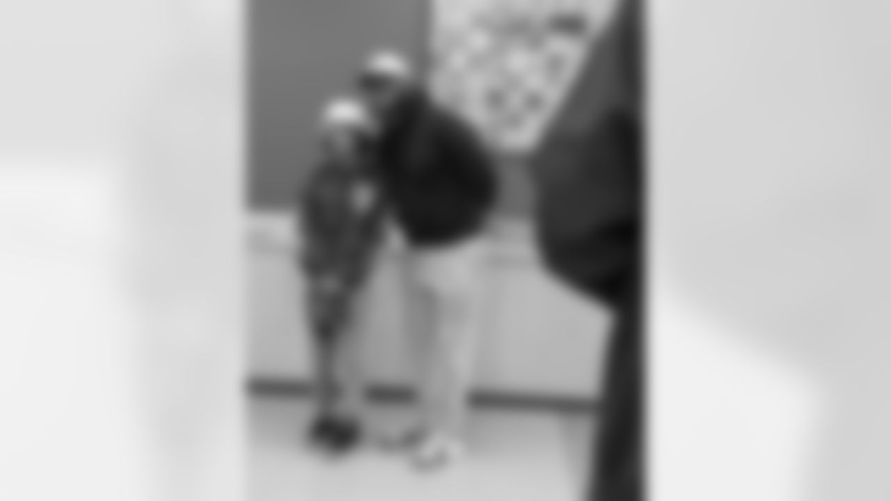 New Orleans Saints safety Terrell Burgess delivered 40 Sony headphones to 6th and 7th grade students at Good Shepherd School on Tuesday, Dec. 16, 2025, in partnership with The 18th Ward. The donation was part of Burgess' own community initiative to bring holiday cheer to students ahead of the holiday season.