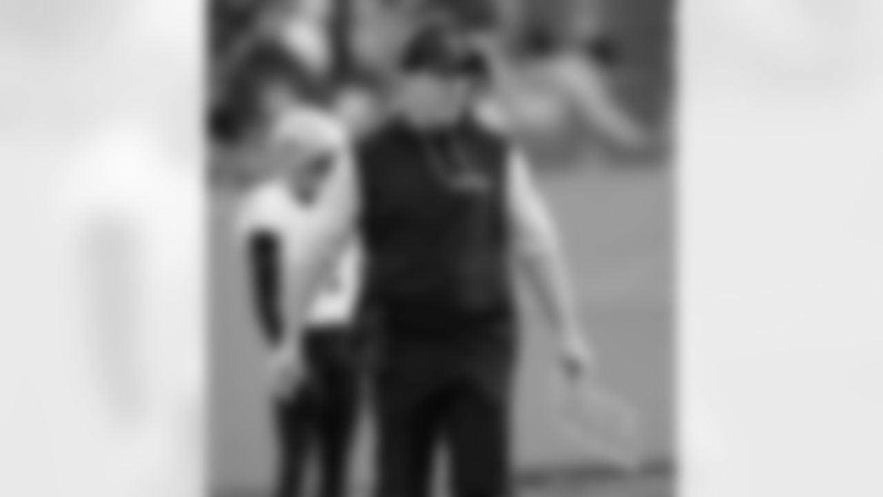 Check out the game action photos from the New Orleans Saints game against the Tennessee Titans for Week 17 of the 2025 NFL season on Dec. 28, 2025 at Nissan Stadium.