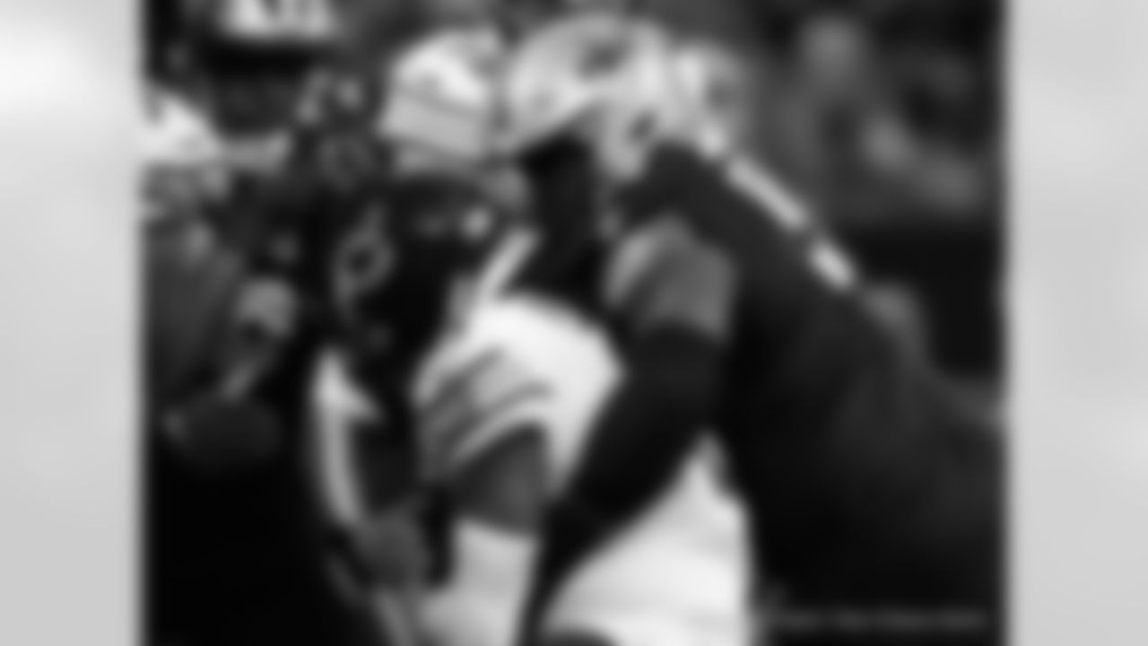 Check out the game action shots from the New Orleans Saints game against the Chicago Bears in Week 9 of the 2023 NFL season.