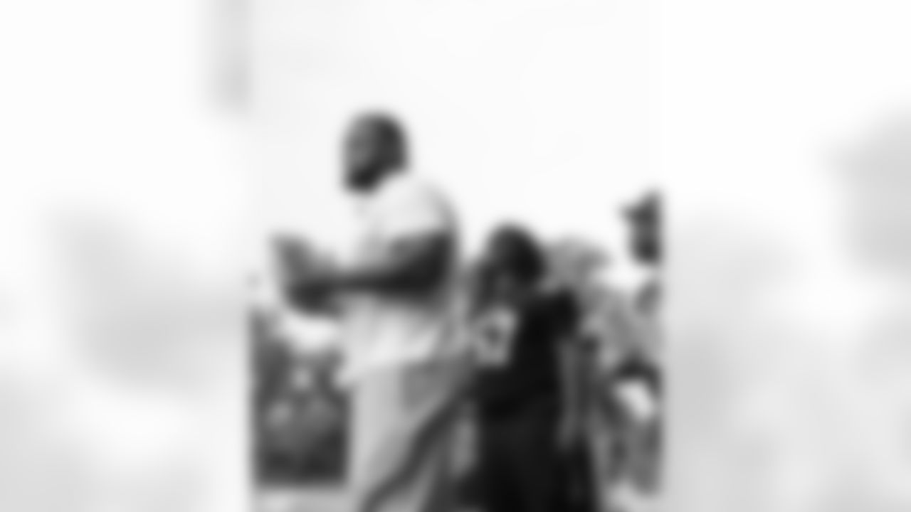 New Orleans Saints defensive tackle Davon Godchaux hosted a Thanksgiving turkey distribution for local residents at the COPAC Community Center on Nov. 25, 2025. The Plaquemine High School football team assisted Godchaux in the giveaway.