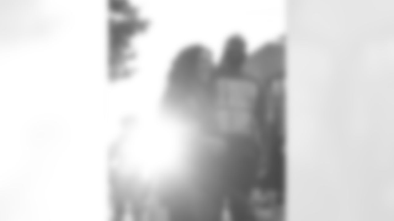 New Orleans Saints linebacker Demario Davis and his wife, Tamela's Devoted Dreamers Foundation hosted the annual "Dinner with the Davises" event at the Boys and Girls Club Gretna on Nov. 18, 2025.