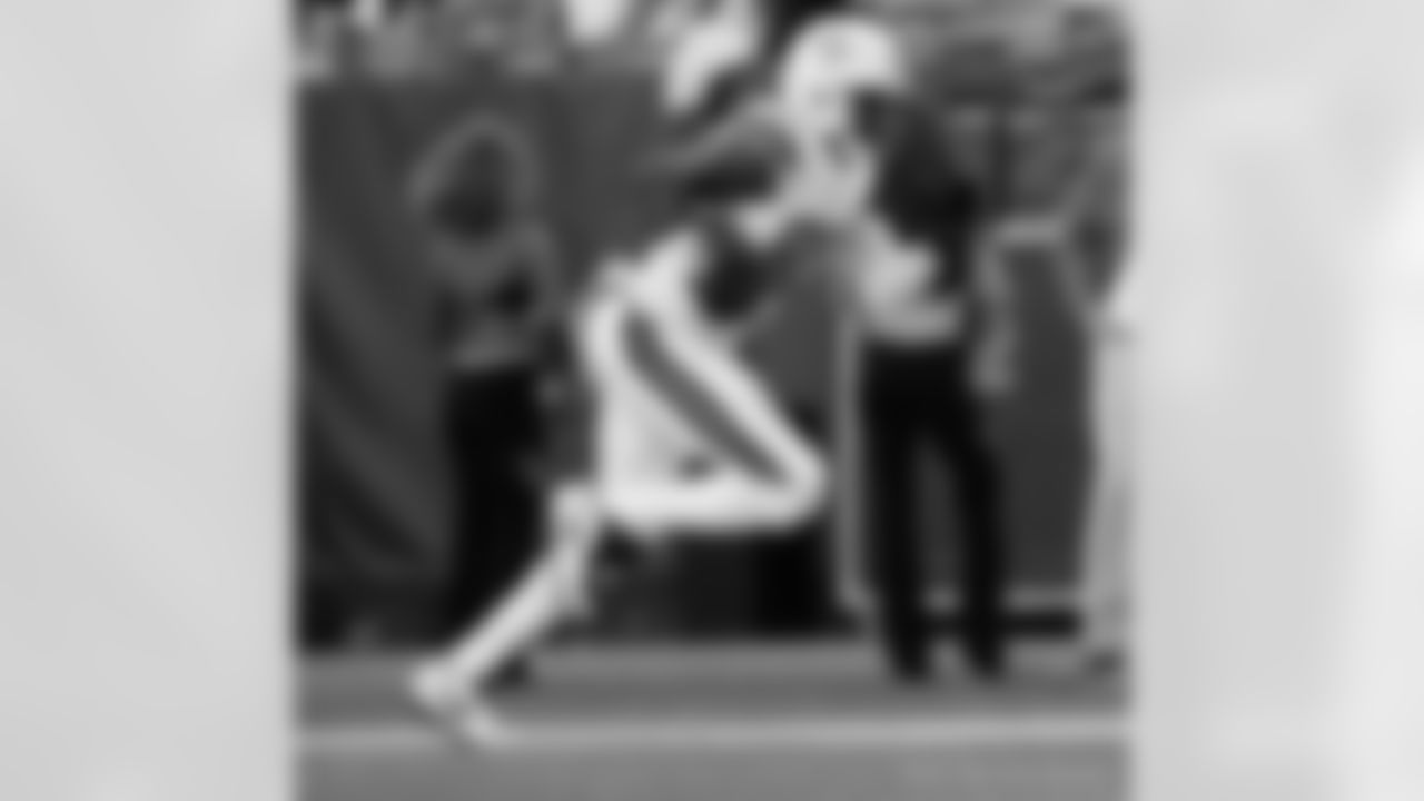 Check out the game action photos from the New Orleans Saints game against the Carolina Panthers for Week 10 of the 2025 NFL season on Nov. 9, 2025 at Bank of America Stadium.