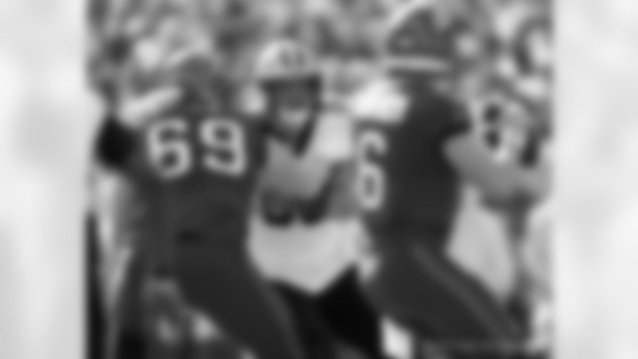 DT Bryan Bresee (90) in action during the New Orleans Saints game against the Tampa Bay Buccaneers for Week 18 of the 2024 NFL Season on Jan. 5, 2025 at Raymond James Stadium.