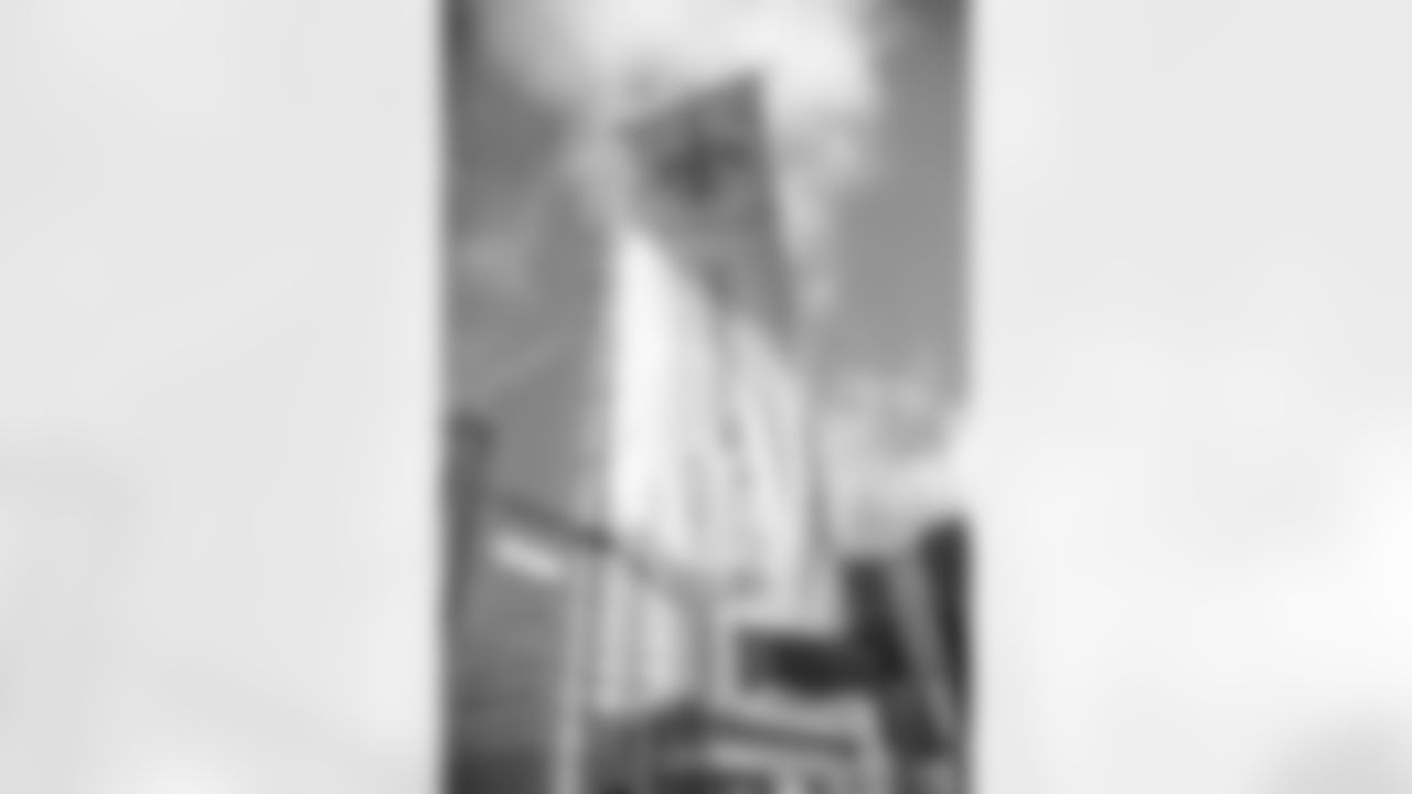 New Orleans Saints Owner Gayle Benson and recent Saints Hall of Fame inductee Tracy Porter greeted season ticket holders as their names were added to the 50th Season Ticket Holder monument prior to the Saints game on Sunday, Dec. 14, 2025.