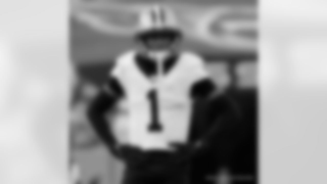 Check out the game action photos from the New Orleans Saints game against the Tennessee Titans for Week 17 of the 2025 NFL season on Dec. 28, 2025 at Nissan Stadium.