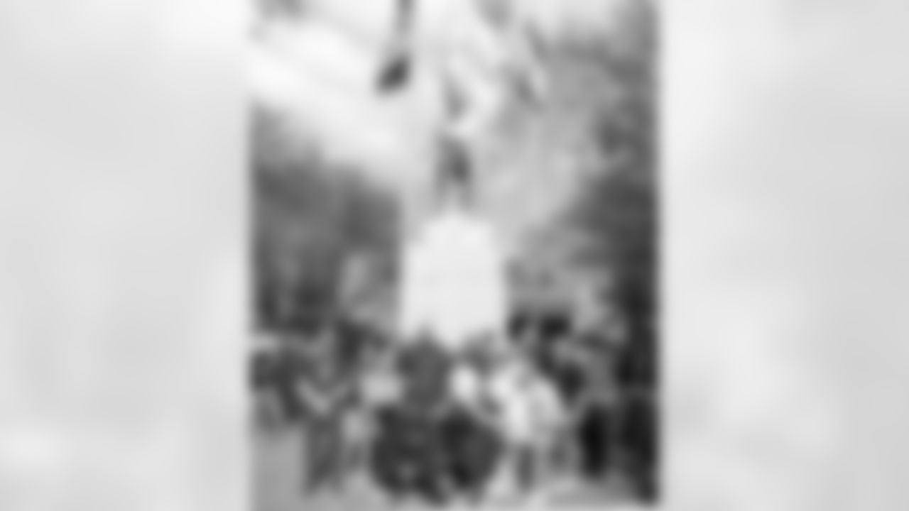 New Orleans Saints welcomed the Paris Musketeers to New Orleans as the group participated in a guided walking tour and meeting with the French Consulate on November 20, 2025.