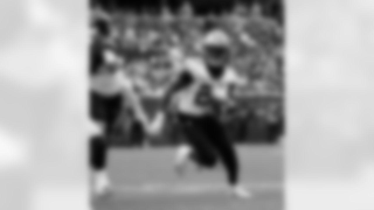 Check out the game action photos from the New Orleans Saints game against the Chicago Bears for Week 7 of the 2025 NFL season on Oct. 19, 2025 at Soldier Field.