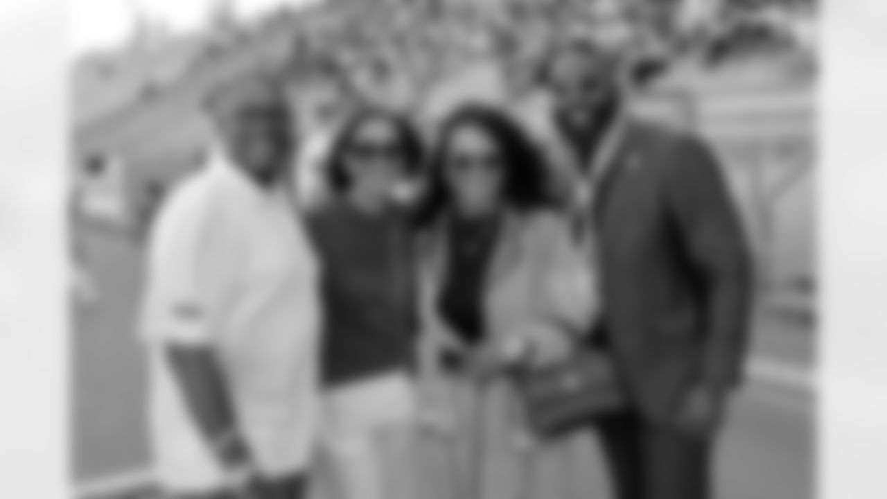 New Orleans Saints owner Gayle Benson and linebacker Demario Davis joined fans at the Paris Musketeers game in Paris, France on Sunday, July 13, 2025.