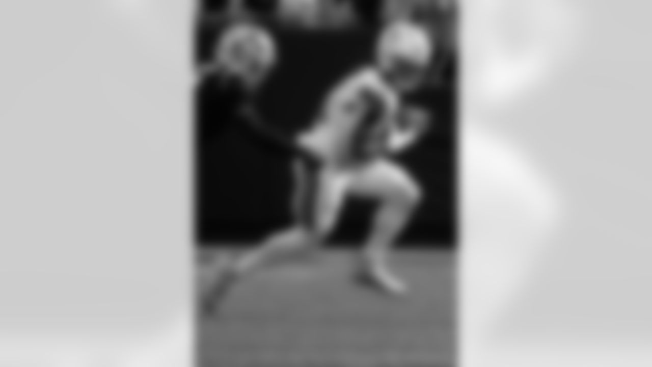 Check out the game action photos from the New Orleans Saints game against the Carolina Panthers for Week 10 of the 2025 NFL season on Nov. 9, 2025 at Bank of America Stadium.