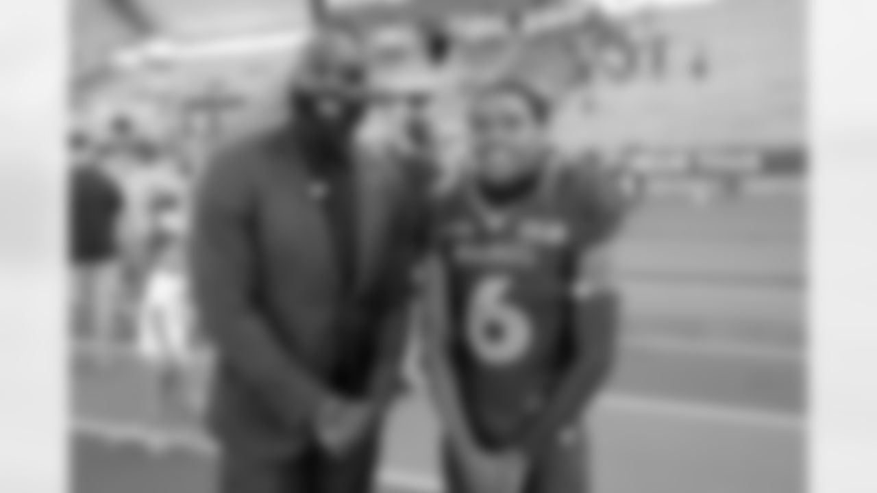 New Orleans Saints owner Gayle Benson and linebacker Demario Davis joined fans at the Paris Musketeers game in Paris, France on Sunday, July 13, 2025.