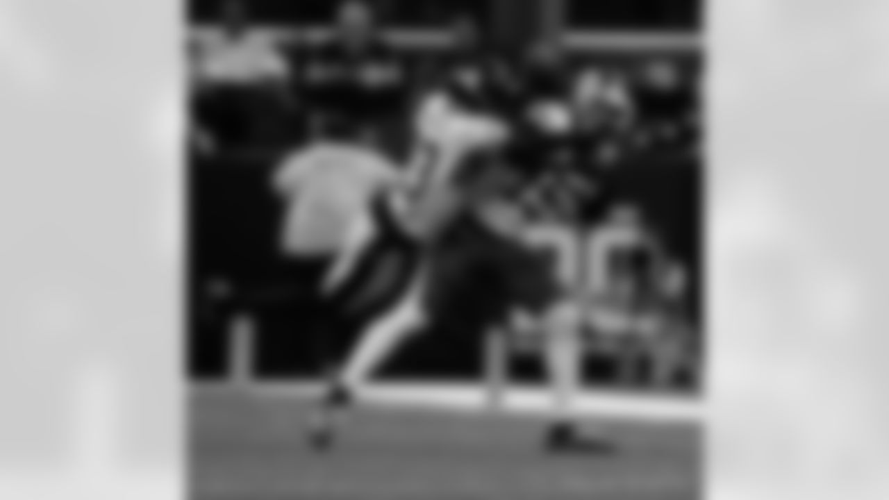 Check out the game action photos from the New Orleans Saints game against the New York Jets for Week 16 of the 2025 NFL season on Dec. 21, 2025 at the Caesars Superdome.