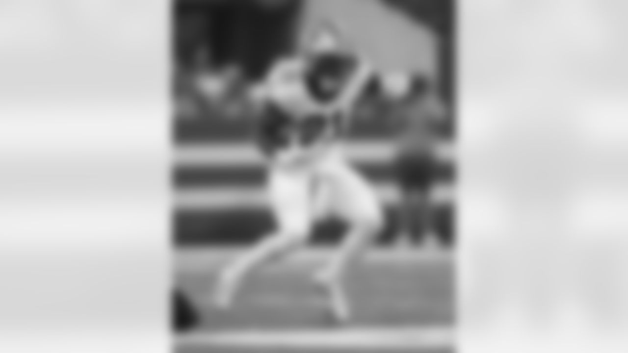 Check out photos of New Orleans Saints running back Jamaal Williams in action throughout the 2023 NFL season.