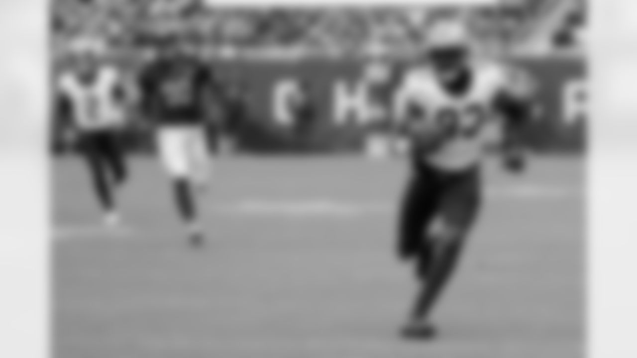 Check out the game action photos from the New Orleans Saints game against the Chicago Bears for Week 7 of the 2025 NFL season on Oct. 19, 2025 at Soldier Field.