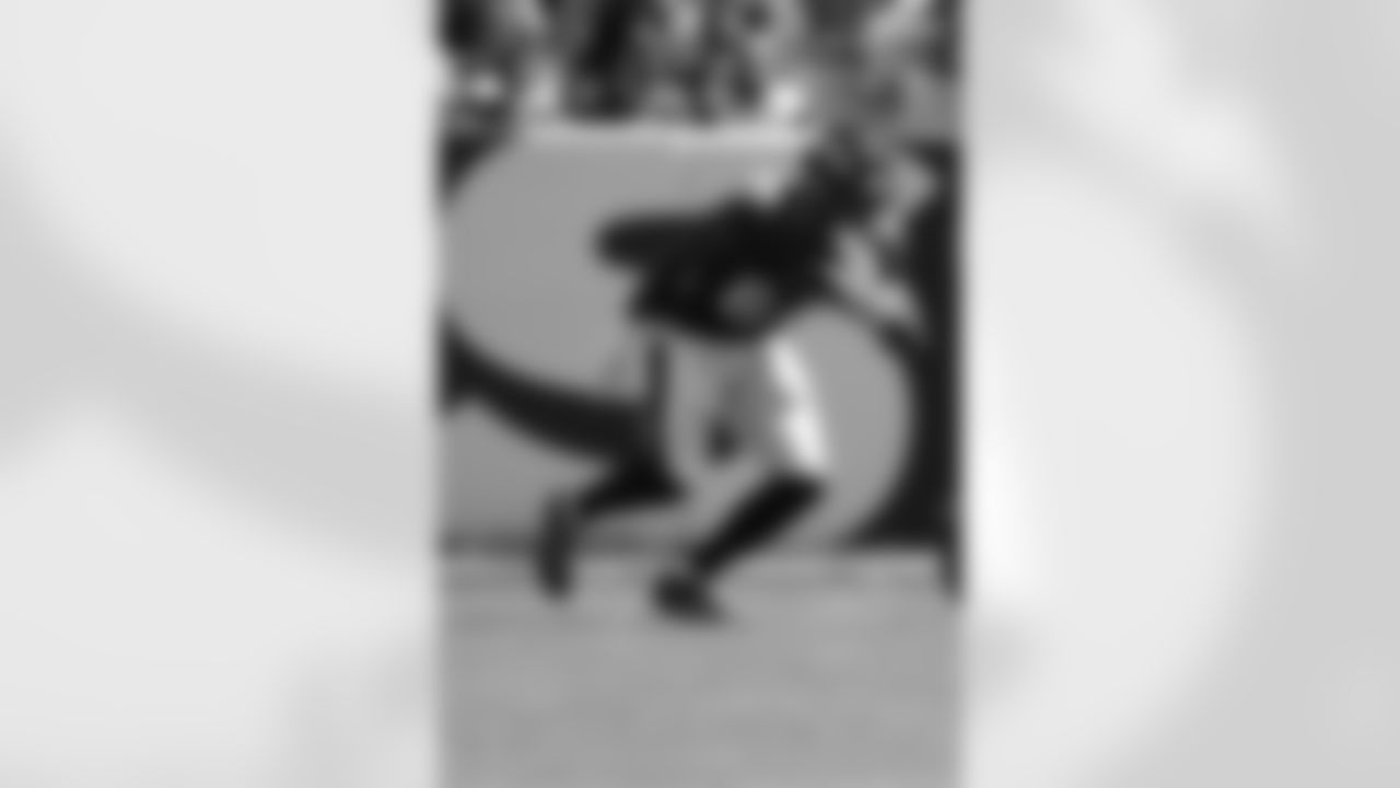 Baltimore Ravens tight end Zaire Mitchell-Paden (84) runs a route during an NFL football game against the Washington Commanders, Saturday, Aug. 23, 2025, in Landover.