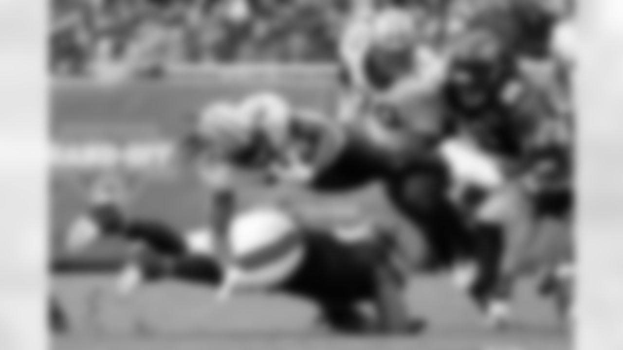 Check out the game action photos from the New Orleans Saints game against the Chicago Bears for Week 7 of the 2025 NFL season on Oct. 19, 2025 at Soldier Field.